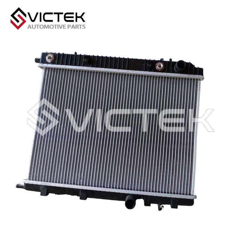 2986 Radiator Radiator AT Dongfeng 28001005
