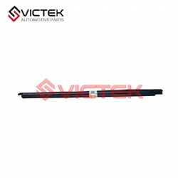 Interior water strip of rear door window (R) 6207204-SF01