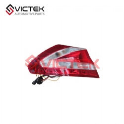Rear Tail lamp,Right J15-4433020FL